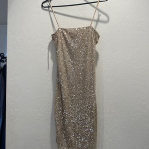 Tight sequence dress!